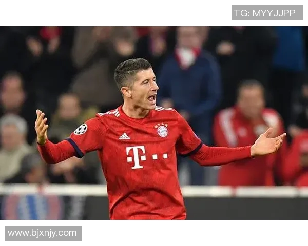 莱万领衔球队新征程展现卓越实力助力争冠之路