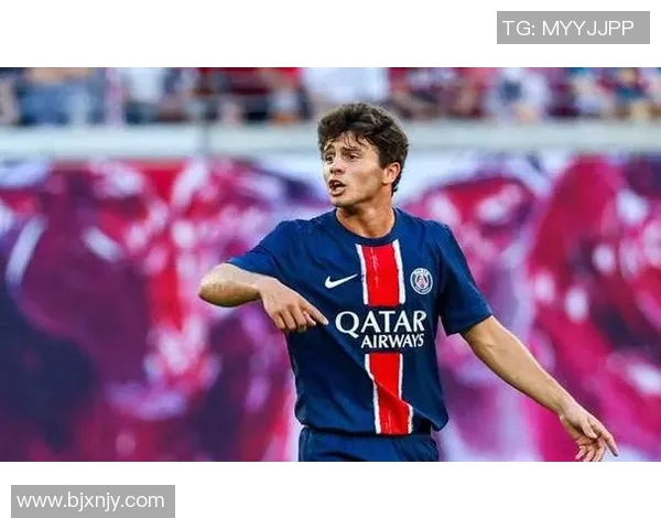 若昂内维斯的足球之路与成长历程探秘